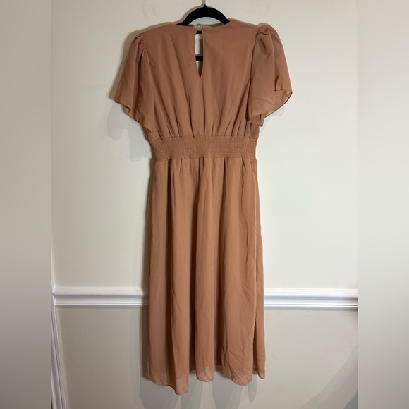 BALTIC BORN Sarah Smocked Midi Dress in Dusty Camel Size Small - Picture 6 of 9